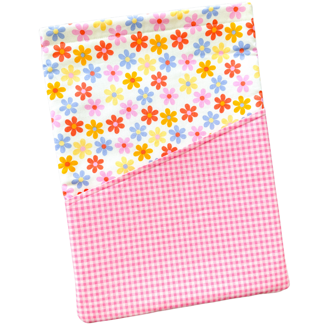 Daisy Daydream Laptop Sleeves