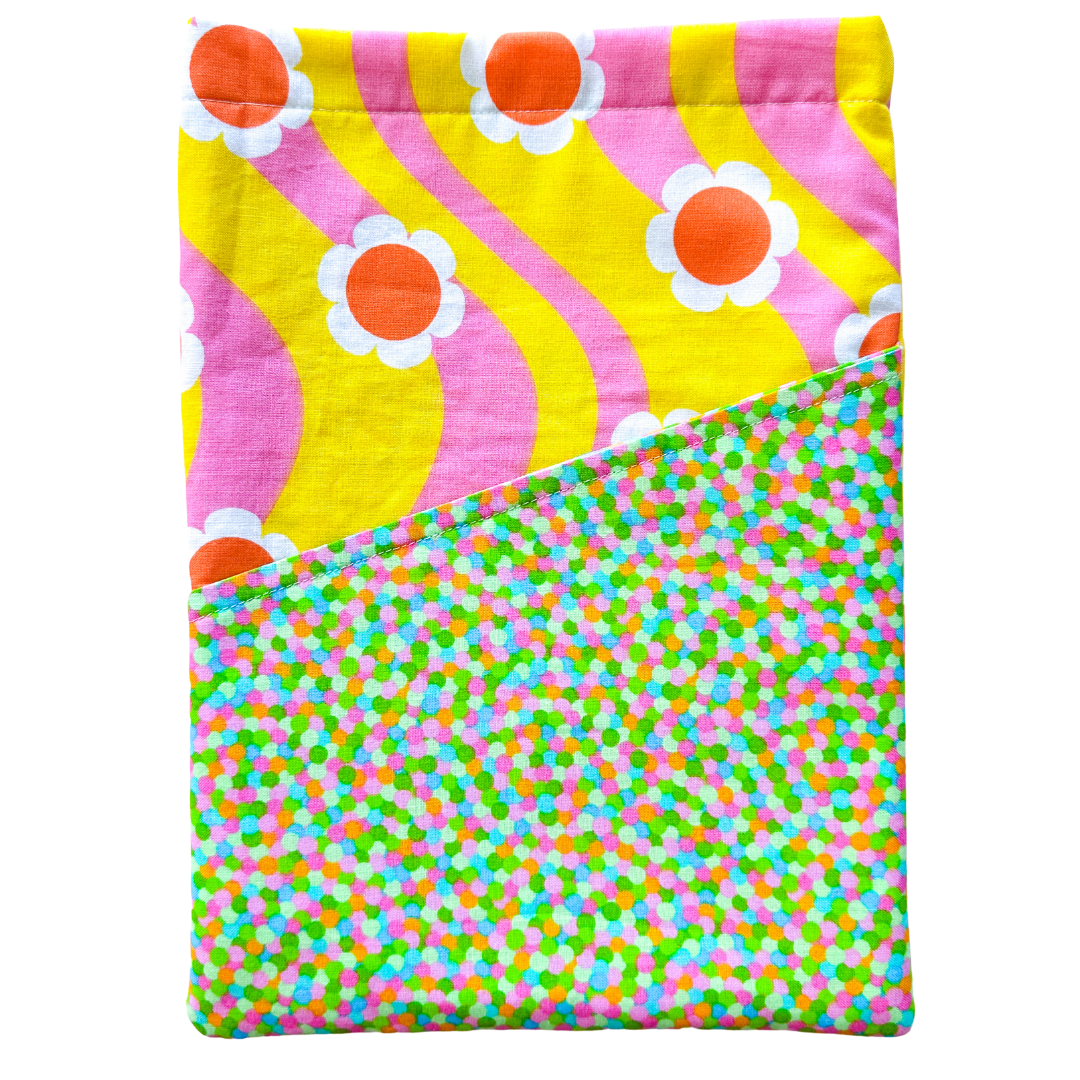 Groovy Girly Book Sleeve