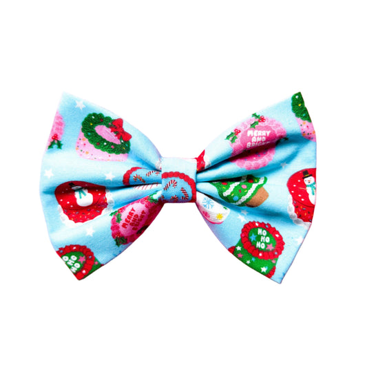 Santa's Sweet Tooth Bow